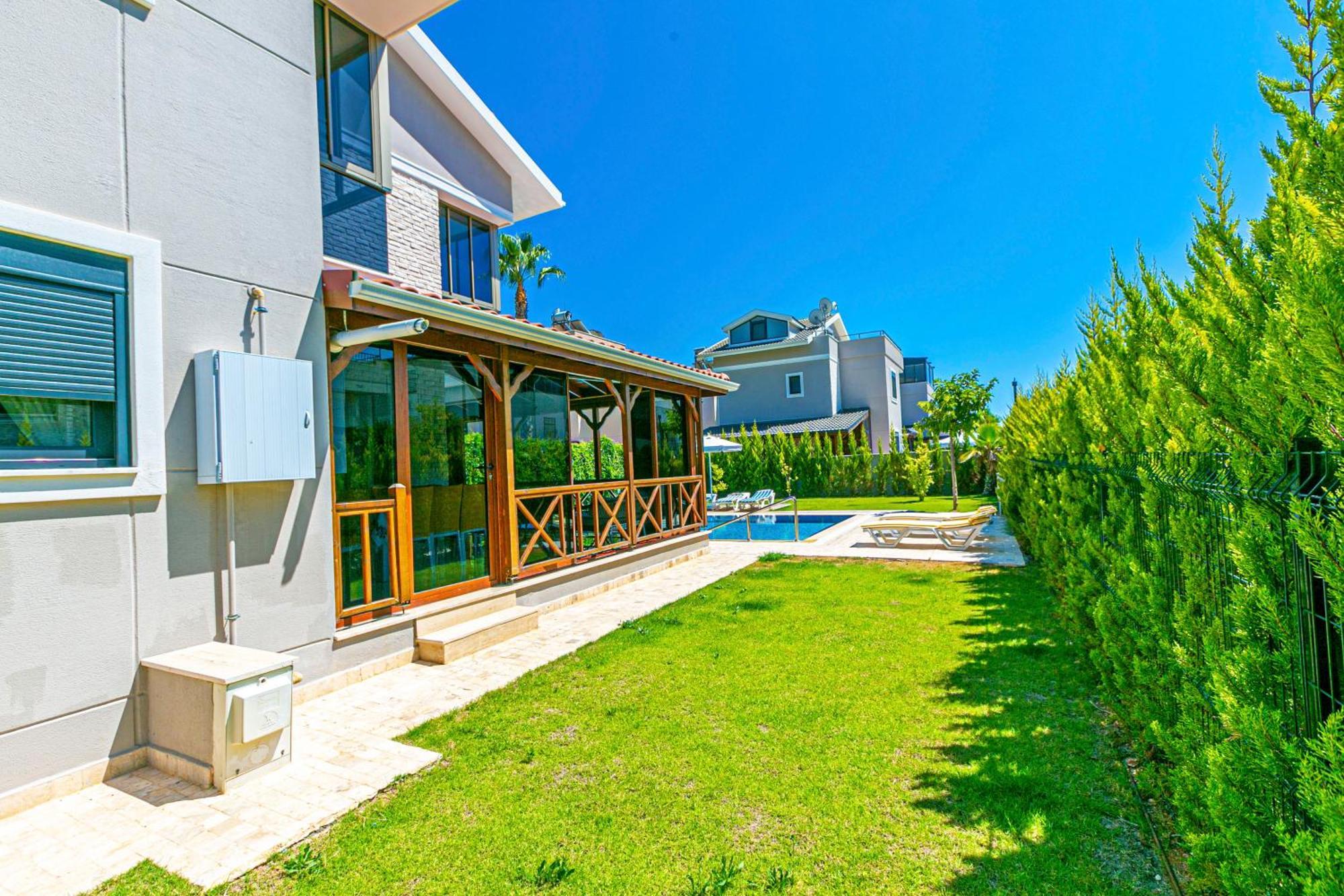 Paradise Town Villa Estella 贝莱克 外观 照片