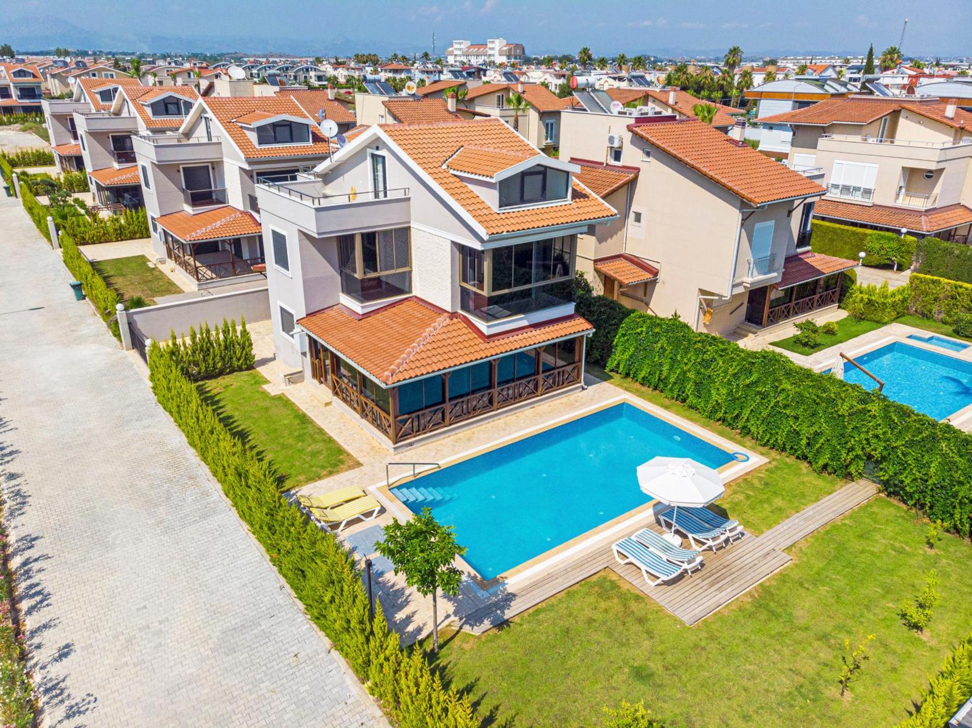 Paradise Town Villa Estella 贝莱克 外观 照片